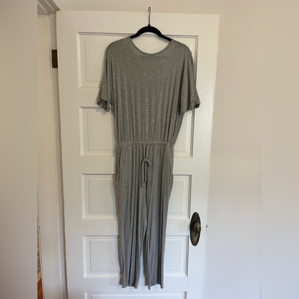 Pink Lily Heather Gray Casual Top - Picture 1 of 3